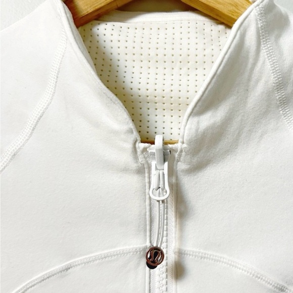 Lululemon Find Your Bliss Jacket Reversible Mesh Zip Up Cream White - Picture 6 of 9